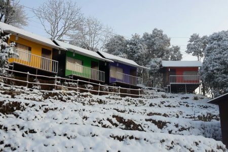 Offbeat Deluxe Cottage in Kanatal